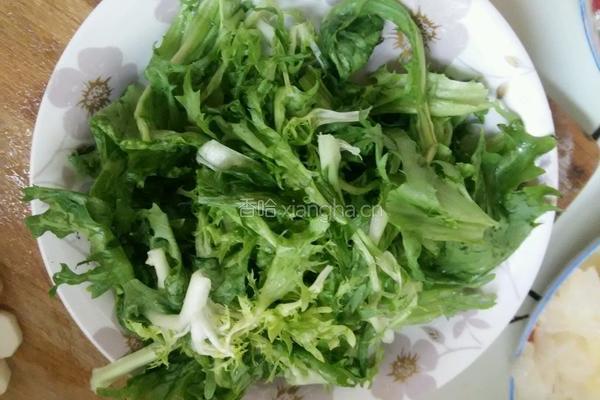 凉拌苦菊变蛋的做法图解1