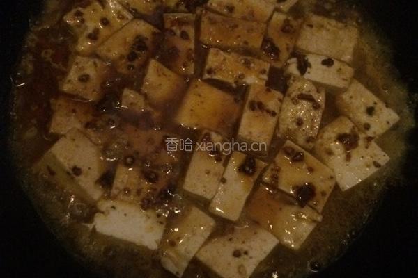 鱼子酱香辣豆腐的做法图解4