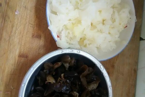 山药炒两耳的做法图解2