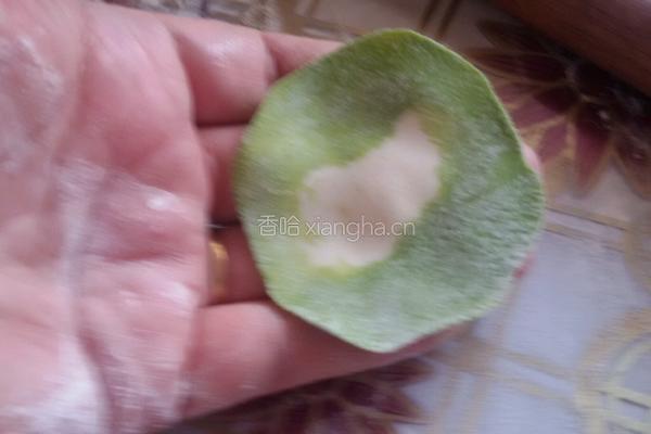翡翠饺子(韭菜猪肉馅)的做法图解10