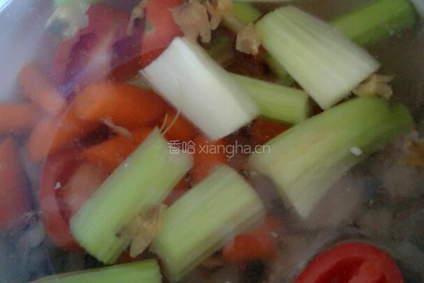 蔬菜排骨汤的做法图解5