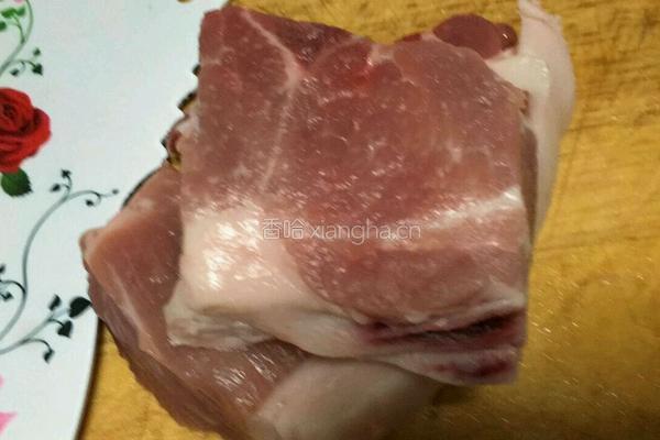 酥肉的做法图解1