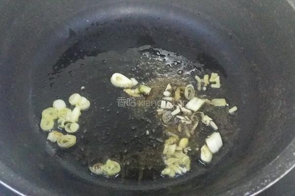 酸菜小炒的做法图解2