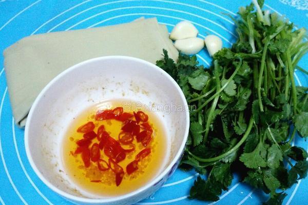 凉拌豆腐丝的做法图解1