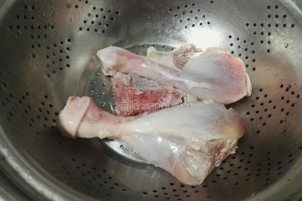新西兰花胶炖鸡汤的做法图解6