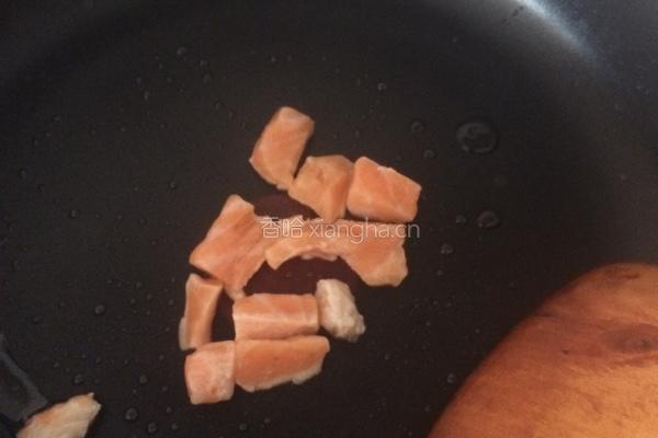 三文鱼菠菜面的做法图解4