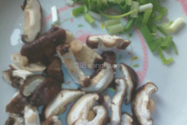香菇瘦肉粥的做法图解2