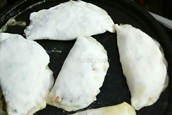 韭菜盒子的做法图解13