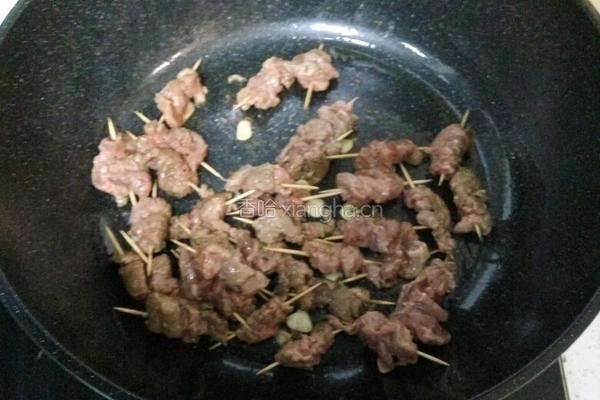 牙签牛肉的做法图解4