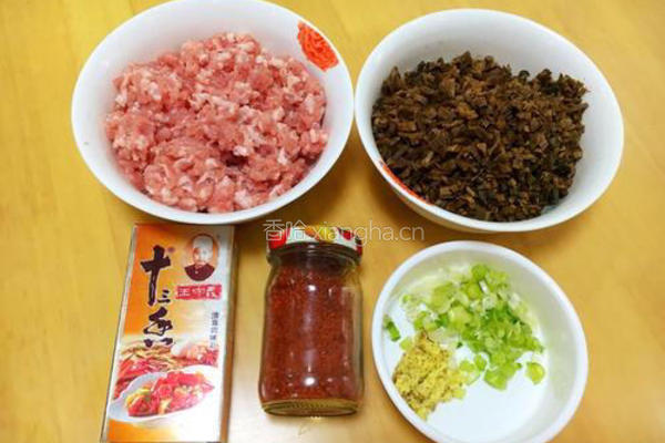 梅菜猪肉包子的做法图解5