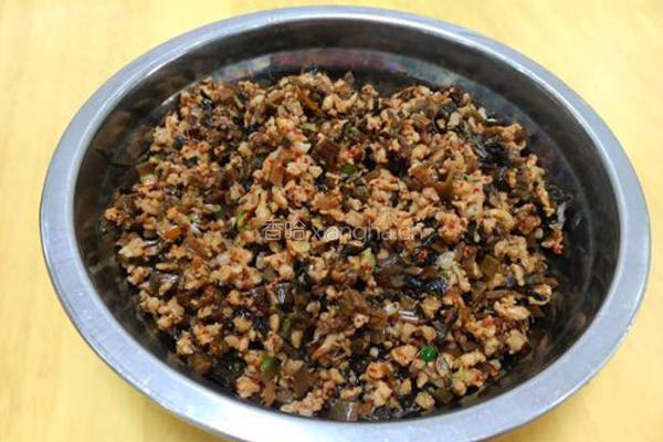 梅菜猪肉包子的做法图解9
