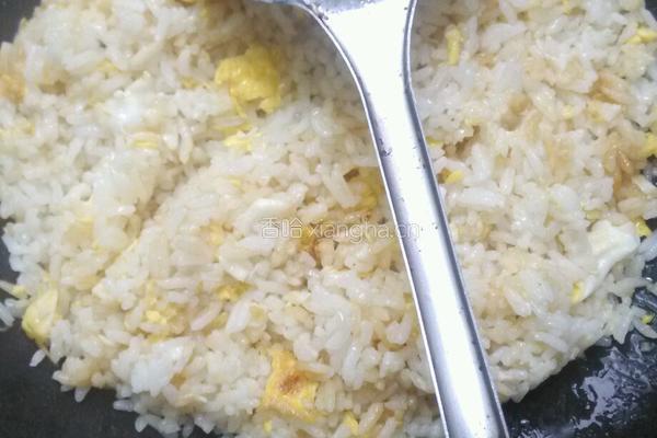 酱油蛋炒饭的做法图解8