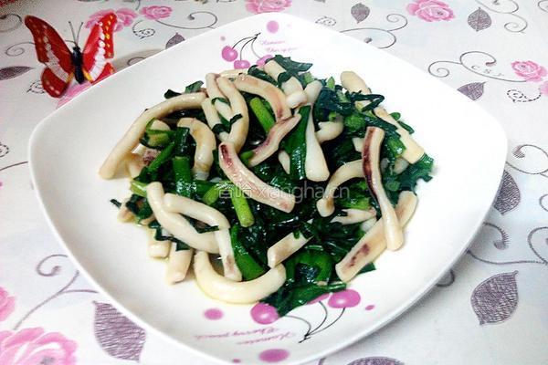 韭菜炒鱿鱼的做法图解6