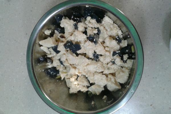 松花肠拌豆腐的做法图解4