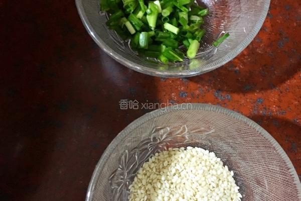 炒蕨菜的做法图解2