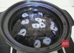 海参木耳肉丸汤的做法图解3