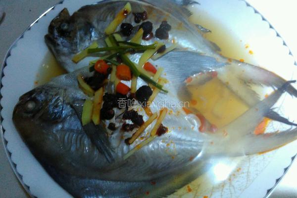 豆豉蒸鯧鳊鱼的做法图解5