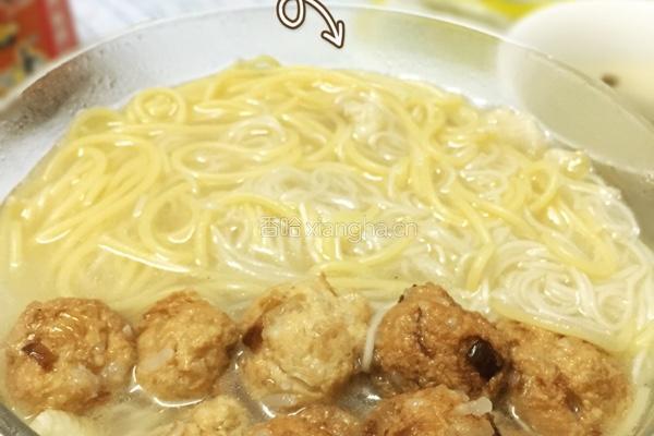 中意双色丸子面的做法图解4