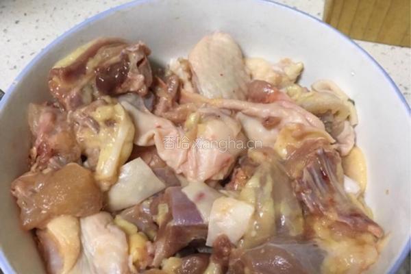 红烧蛇鸡煲的做法图解2