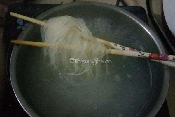 酸辣粉丝的做法图解5