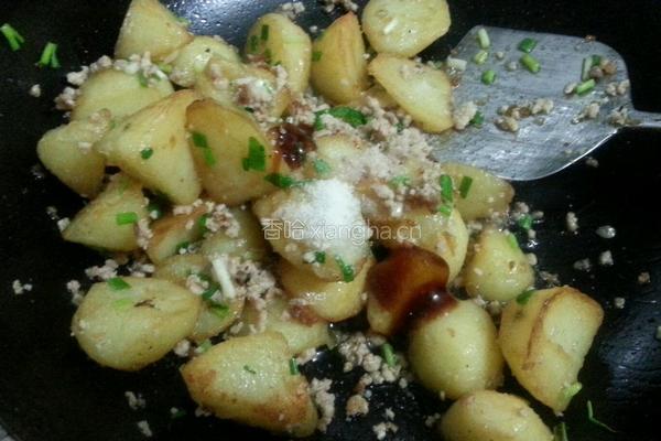 香煎土豆炒肉沫的做法图解11