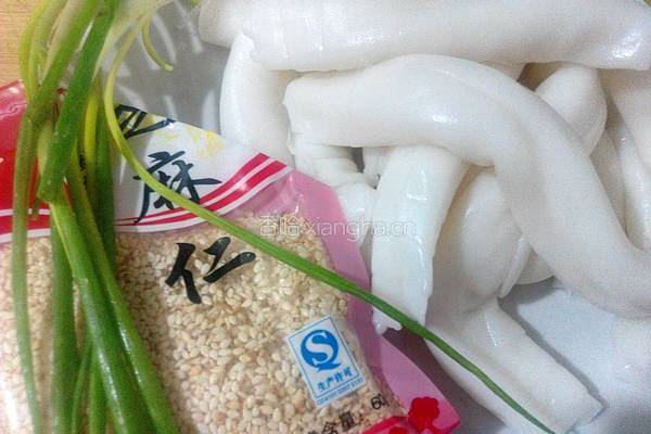 炒猪肠粉的做法图解1