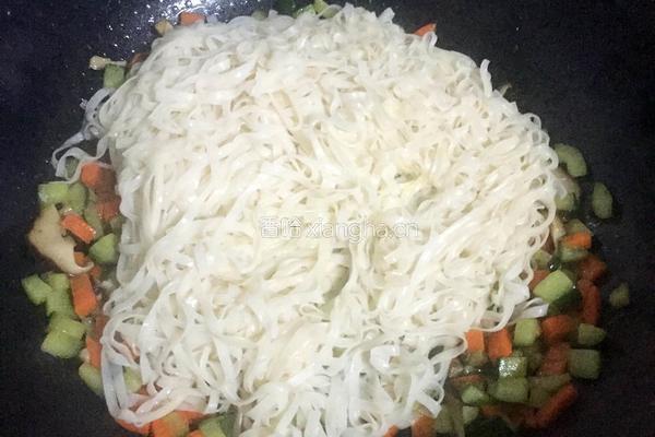 香菇蚝油拌面的做法图解8