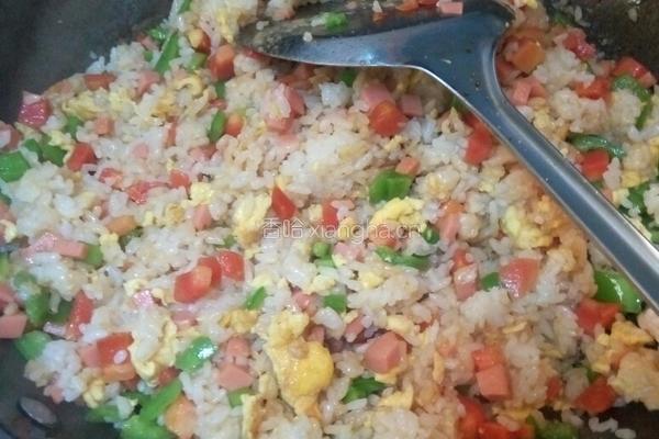 菠萝炒饭的做法图解10