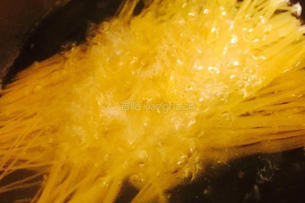 番茄肉酱意大利面的做法图解2