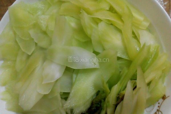 清炒莴笋的做法图解2