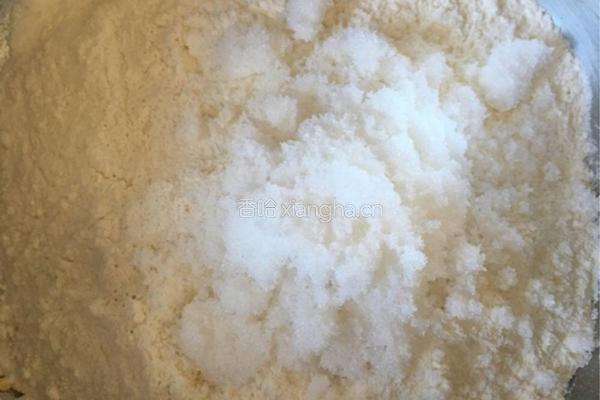 豆沙花式面包的做法图解1