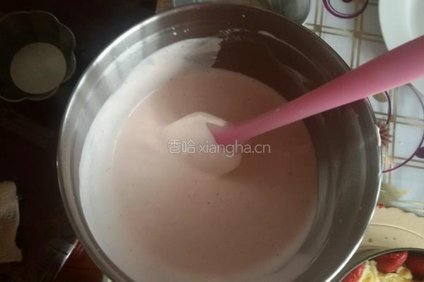 草莓慕斯的做法图解10