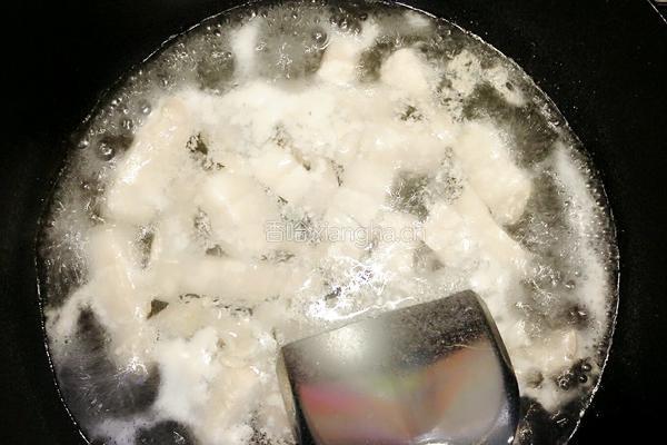 高压锅版红烧肉的做法图解3