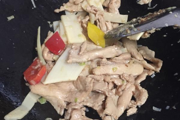 耗油鸡肉炒笋片的做法图解5