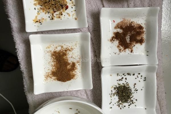 黄油淋鸡配茄子件的做法图解4