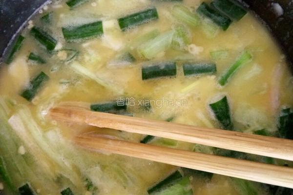 鸡蛋面卷的做法图解4
