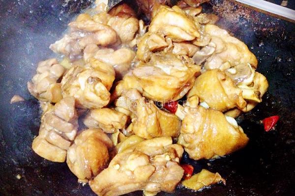 黄焖鸡米饭的做法图解6