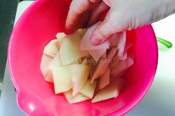 樱花白萝卜的做法图解4