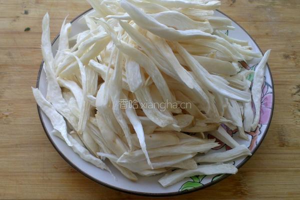 干煸杏鲍菇的做法图解1