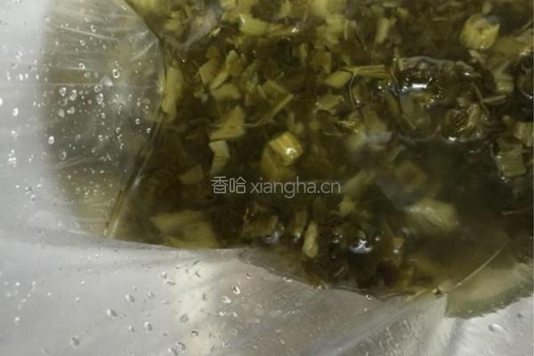 排骨炖笋雪菜的做法图解3