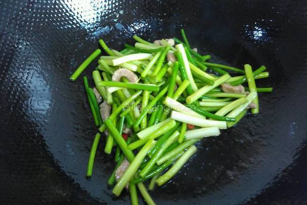 蒜苗炒肉丝的做法图解6