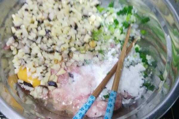 香菇笋丁肉馅饼的做法图解11