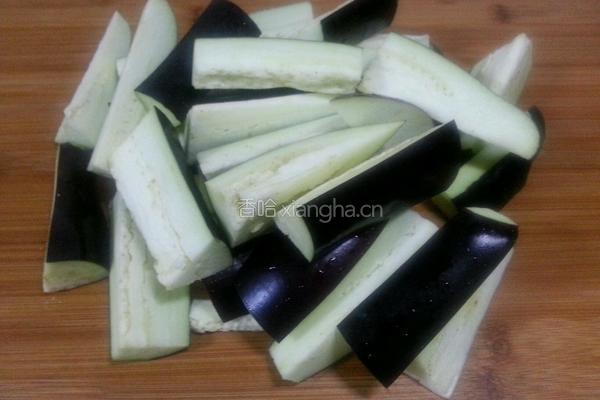 鱼香茄子（低油版）的做法图解1