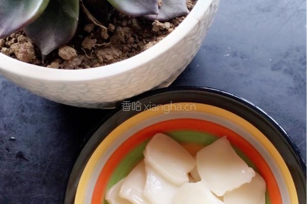 青椒肉丝炒年糕的做法图解2
