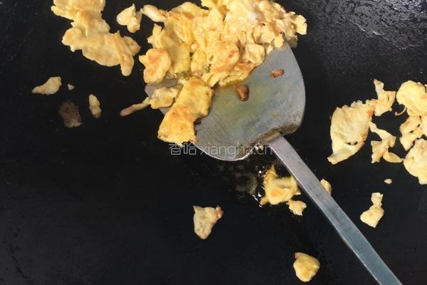 青椒肉丝炒年糕的做法图解8