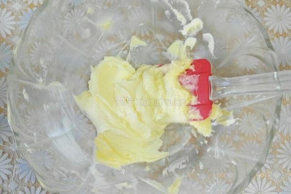 小熊牛奶饼干的做法图解3