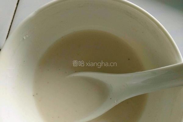 海苔胡萝卜青椒蛋菇三明治的做法图解2