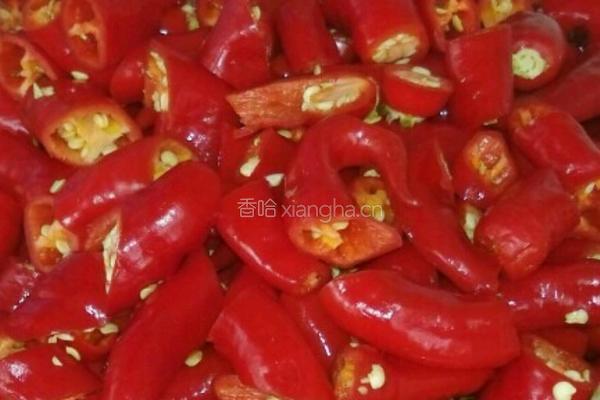 蒜蓉辣酱的做法图解1
