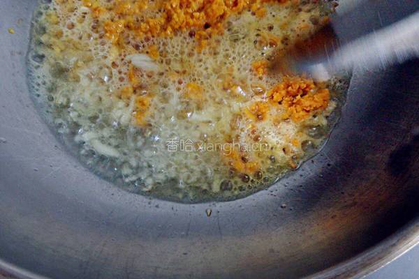 咸蛋黄焗土豆片的做法图解6