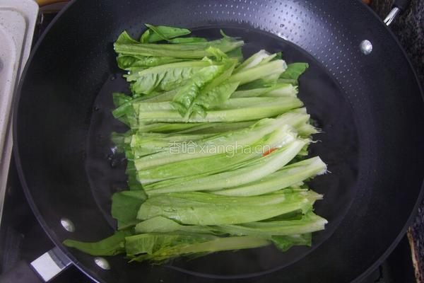 油盐莴笋叶的做法图解4